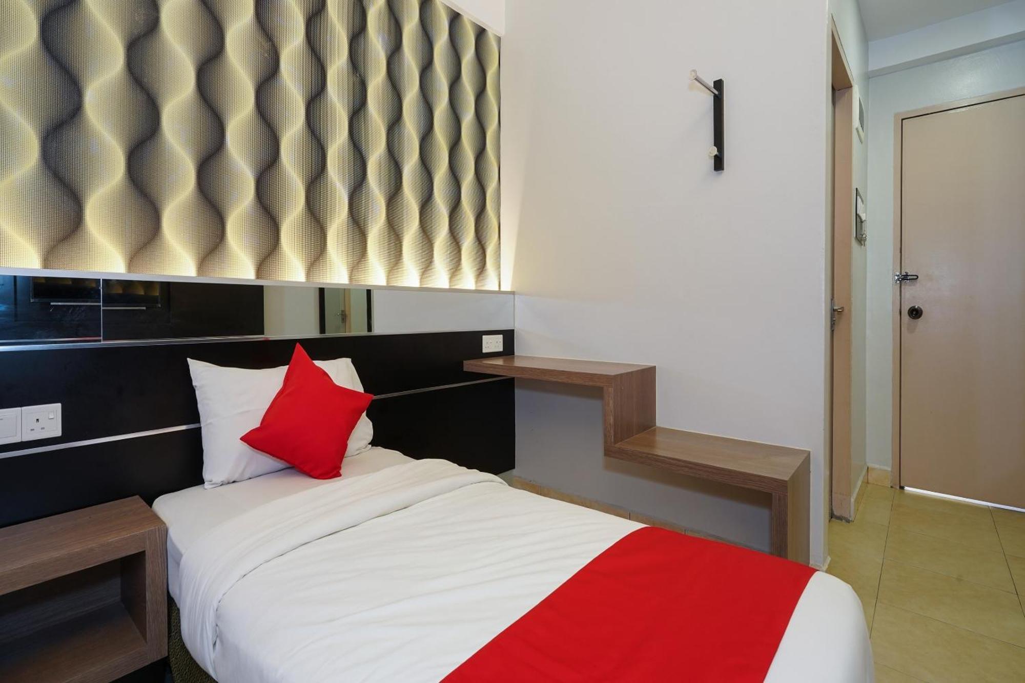 Hotel O Hotel Orchard Inn Lumut Dış mekan fotoğraf